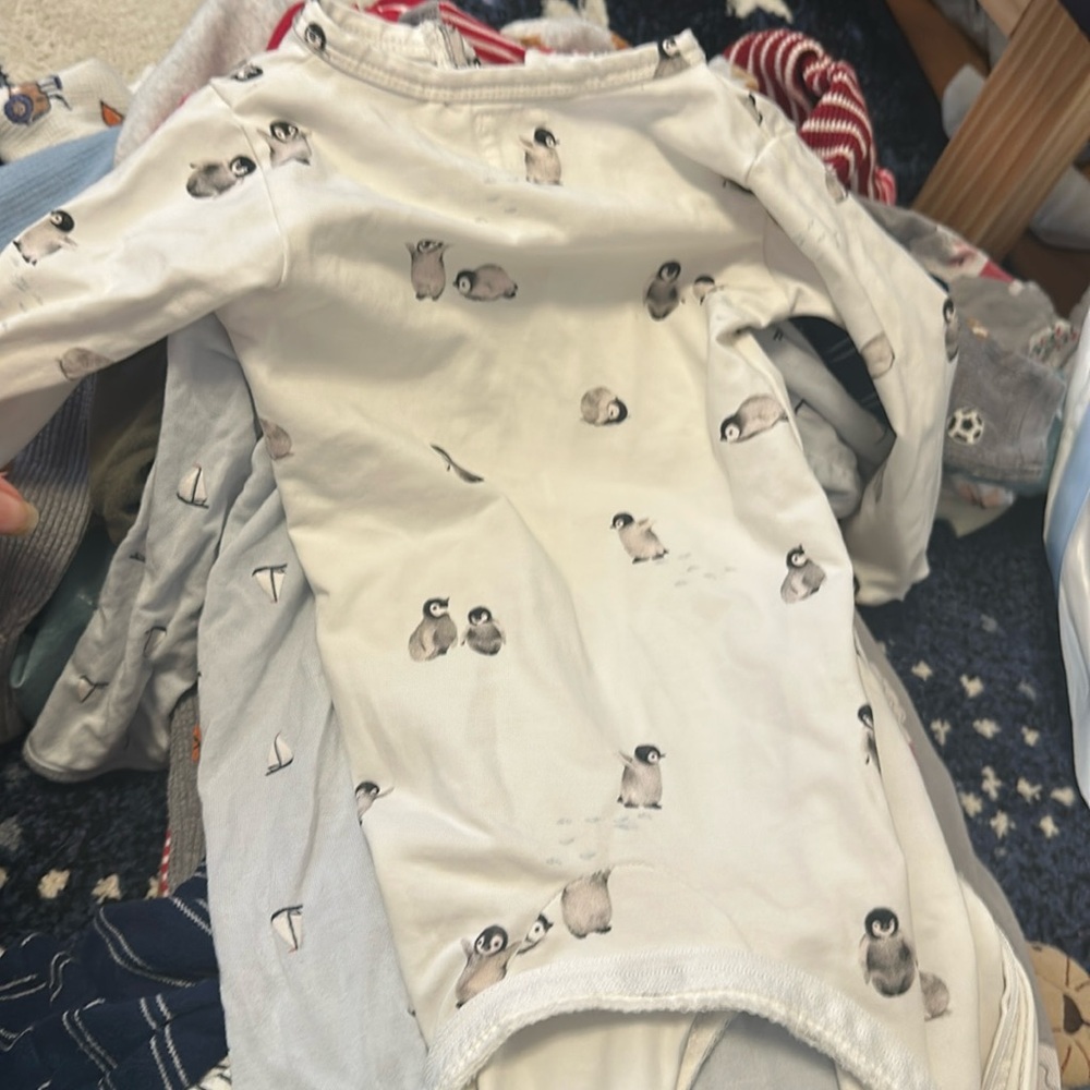 18 baby sleepers, double zip 0-3 months.